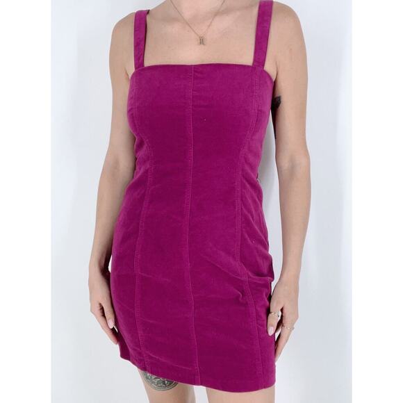 NWT Forever 21 Magenta Faux Suede Mini Casual Dress Size Medium - Picture 1 of 4